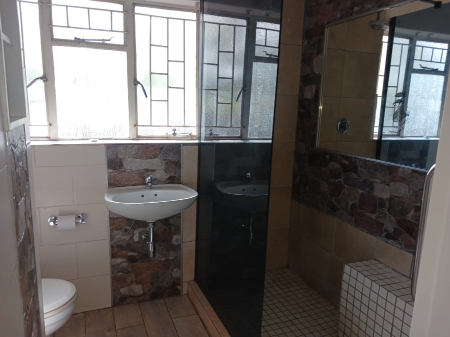 2 Bedroom Property for Sale in Songloed North West
